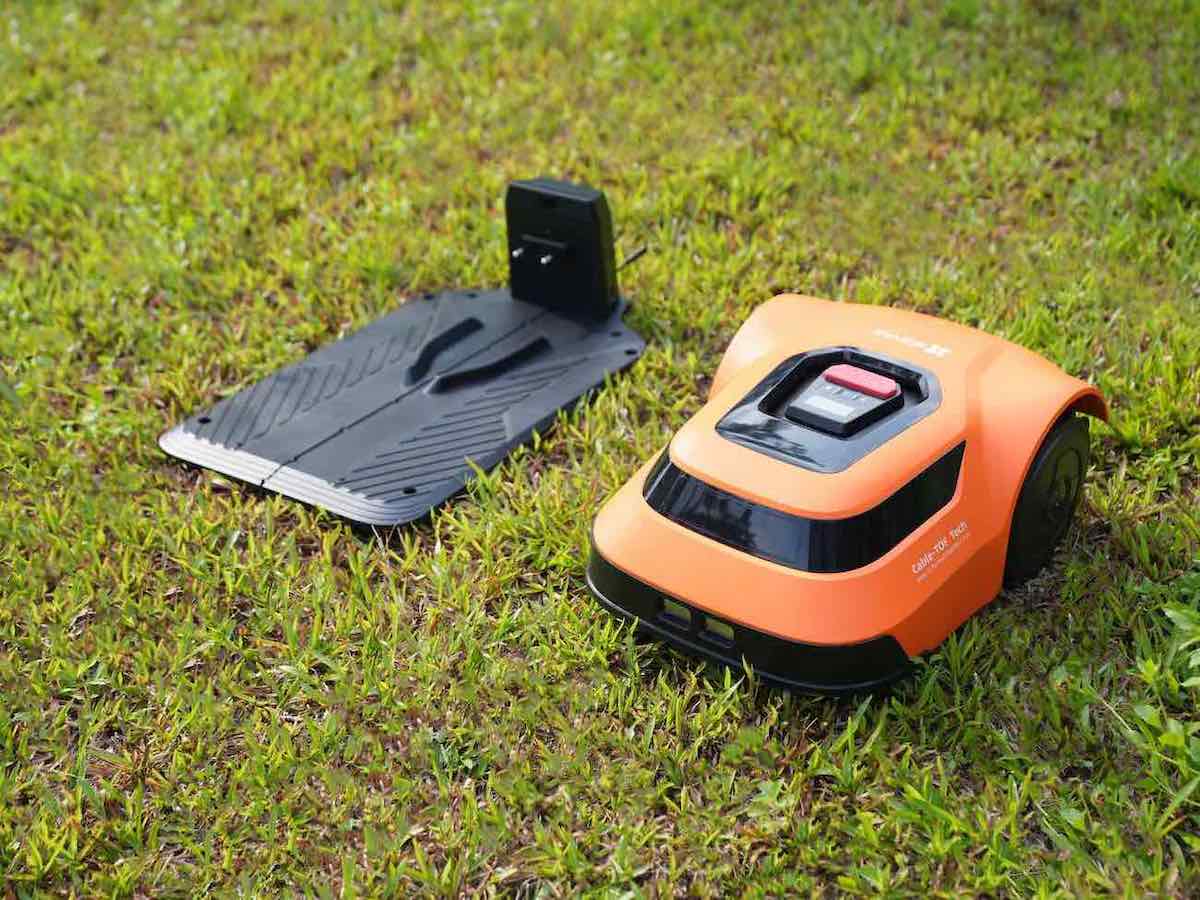EZVIZ RM600 robottileikkuri (600 m2)