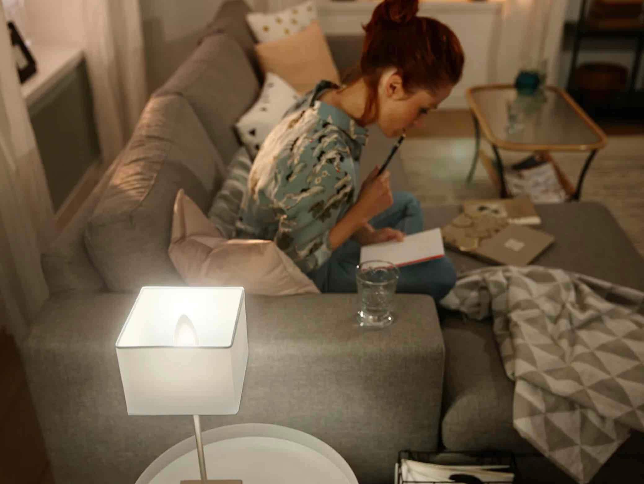Philips Hue älylamppu E14 kaikilla väreillä, 5,3 W, Bluetooth