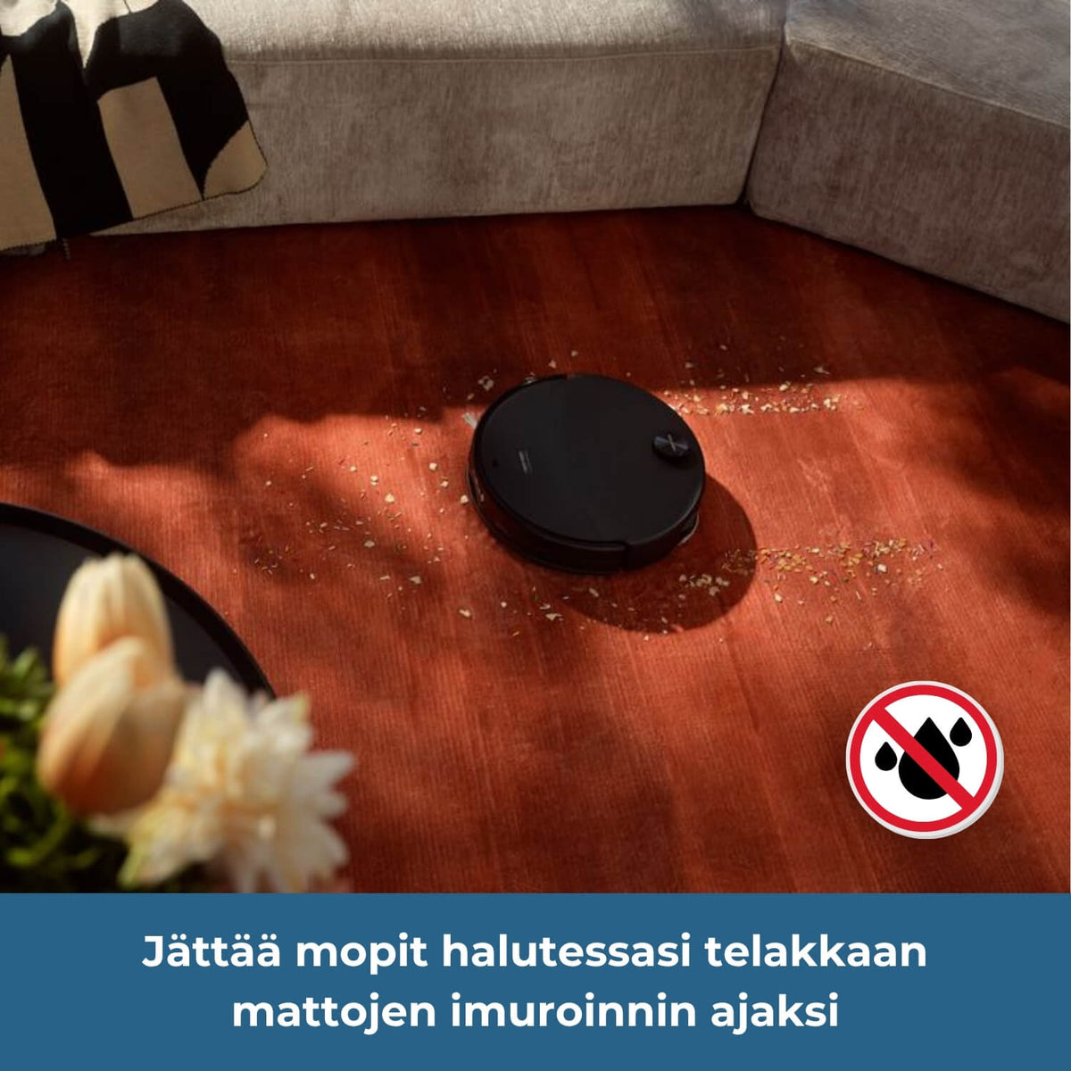 Roborock Saros 20 Neo robotti-imuri voi jättää halutessasi mopit telakkaan mattojen imuroinnin ajaksi, jotta matot eivät kastu.