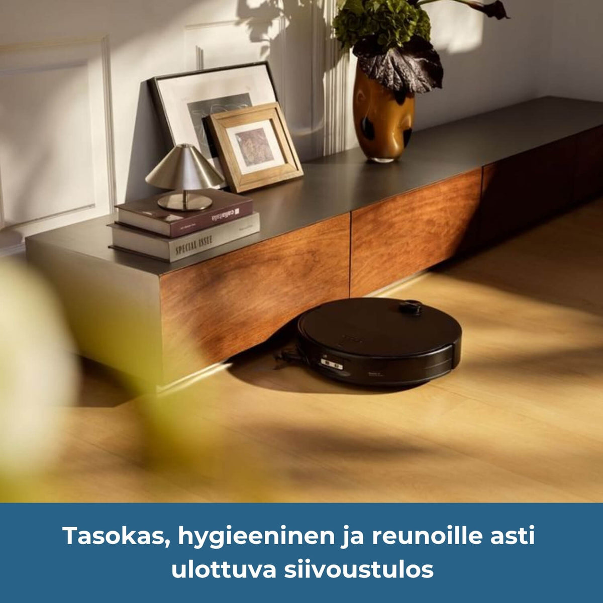 Roborock Saros 20 Neo robotti-imuri tarjoaa tasokkaan, hygieenisen ja reunoille ulottuvan siivoustuloksen.